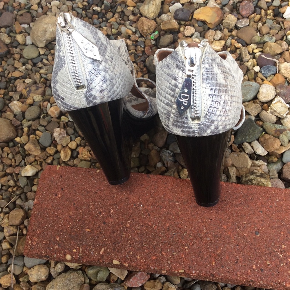 Donald J Pliner wedged heels - Picture 5 of 6